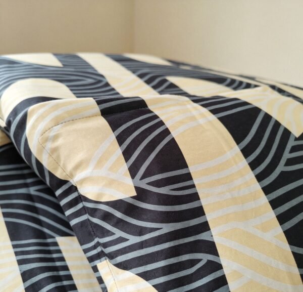 NIAS Zehra Glazed Cotton Blend Bedsheet Set – Black & Grey Arches